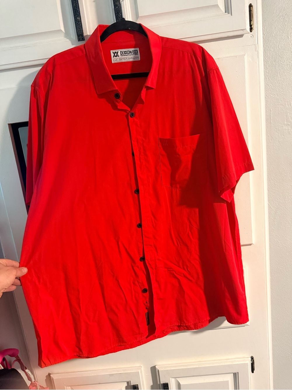 DIXXON Bold Red Short-Sleeve Button-Down Shirt BAMBOO